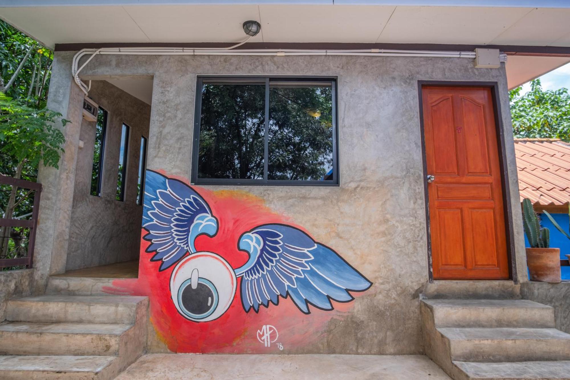 Happy House Backpackers Albergue Pai Exterior foto