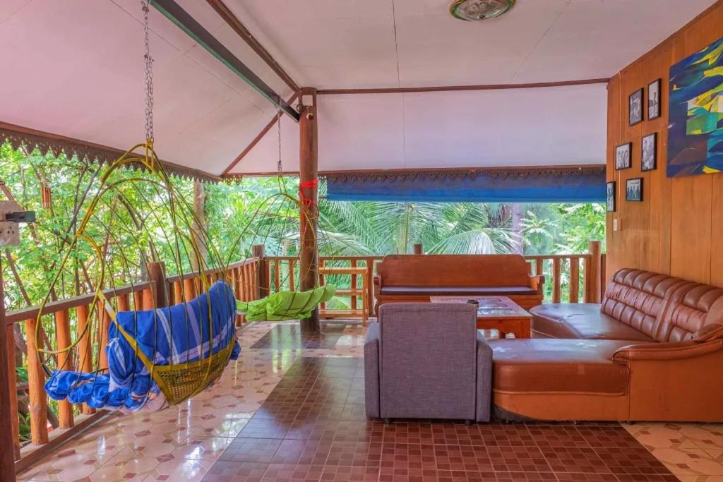 Happy House Backpackers Albergue Pai Exterior foto