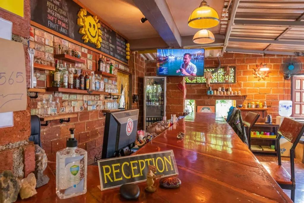 Happy House Backpackers Albergue Pai Exterior foto